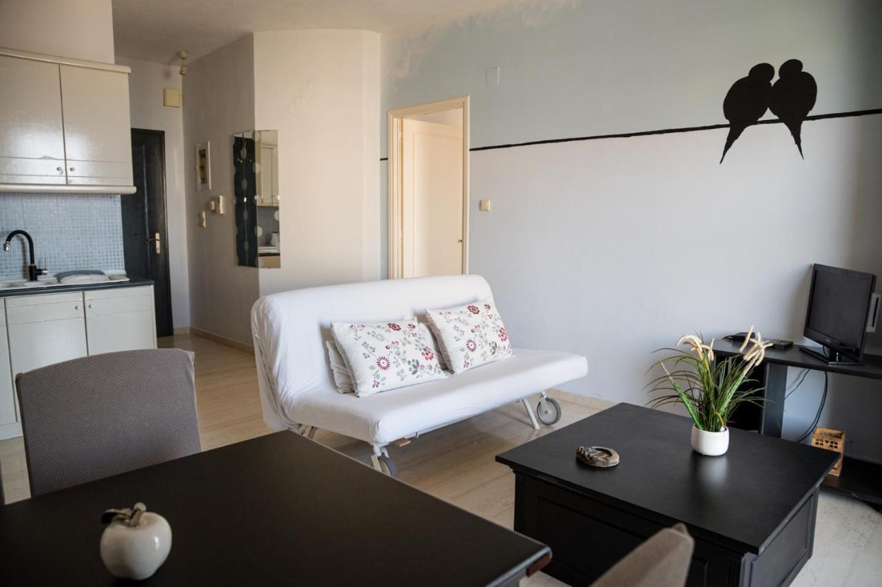 Eftihia Apartments By The Sea Rethymno  ภายนอก รูปภาพ